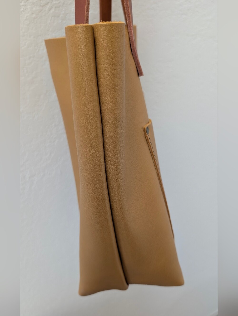 Honeycomb Medium Classic Tote With Tandles (Tan Handles) - Picture 4 of 6